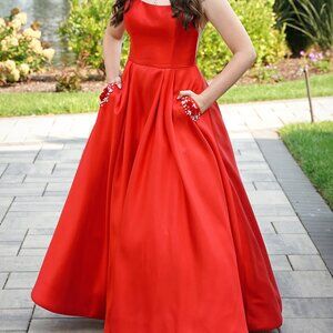 Red Satin Gown w/ Spaghetti Straps, Rhinestone Pockets, Mesh Side Panel - size 8